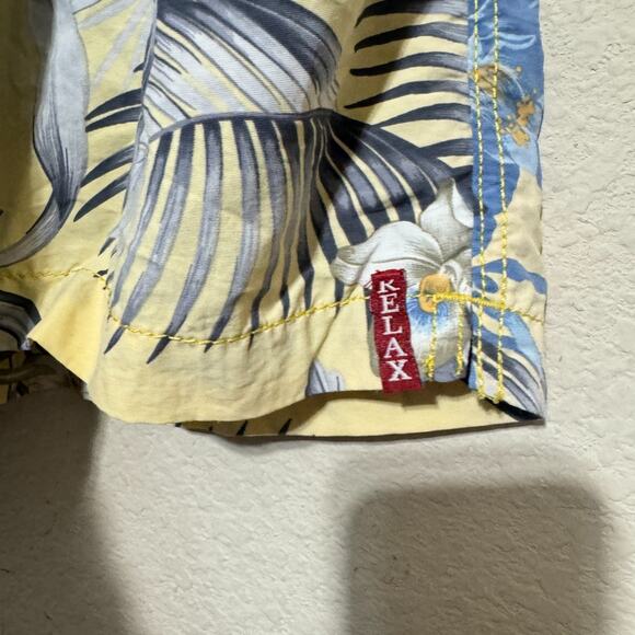 Tommy Bahama Relax Swim trunks Board Shorts Size L hawaiian nylon mesh lined - Picture 3 of 7